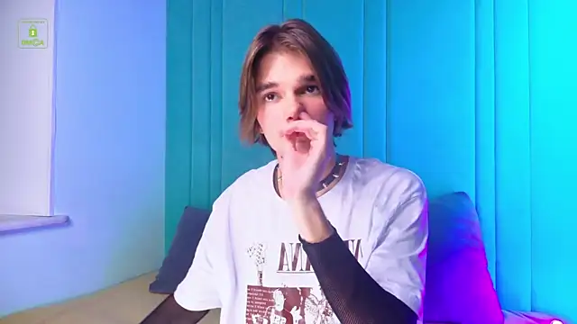 DavidLeatherhofff online show from November 1, 2025, 3:58 pm