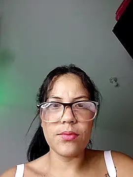 tattyHot95 online show from October 27, 2025, 8:57 pm