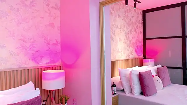 AdelineJhones online show from January 9, 2026, 3:04 pm