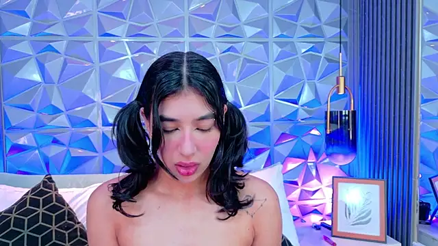 AdelineJhones online show from March 29, 2026, 2:28 pm