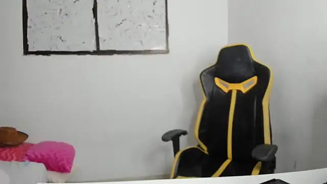 emily stars1 online show from December 17, 2025, 6:30 am