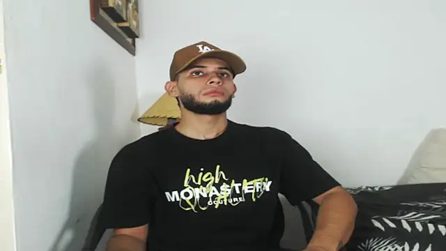 Maxcole 07 online show from October 29, 2025, 9:05 pm