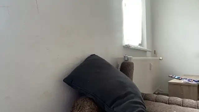 StephPra94 online show from May 9, 2026, 9:58 am