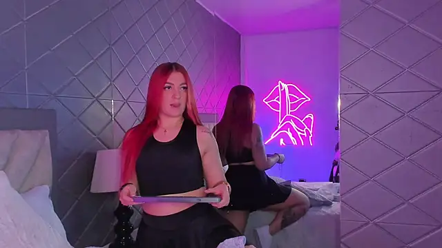 Snapshot of Ariianna_Cooper chatting on January 8, 2026, 7:43 am Ariianna Cooper online show from January 8, 2026, 7:43 am