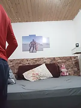 juniordotado87 online show from July 16, 2026, 11:33 pm