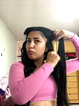 MAVI EC online show from November 1, 2025, 11:23 am