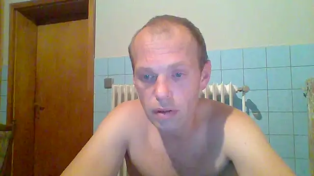 tommy3300 online show from October 24, 2025, 5:26 am