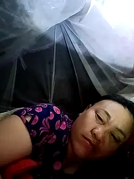 Snapshot of chich-bong chatting on November 20, 2025, 11:15 pm chich-bong online show from November 20, 2025, 11:15 pm