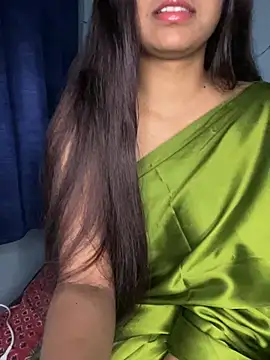 Snapshot of Cute_Marina chatting on January 19, 2026, 6:06 am Cute Marina online show from January 19, 2026, 6:06 am