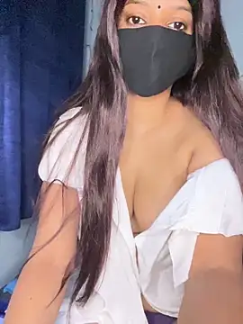 Snapshot of Cute_Marina chatting on February 5, 2026, 6:12 pm Cute Marina online show from February 5, 2026, 6:12 pm