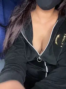 Snapshot of Cute_Marina chatting on February 9, 2026, 6:12 pm Cute Marina online show from February 9, 2026, 6:12 pm