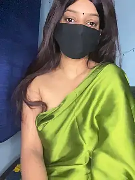 Snapshot of Cute_Marina chatting on February 17, 2026, 4:53 am Cute Marina online show from February 17, 2026, 4:53 am