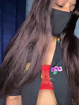 Snapshot of Cute_Marina chatting on February 18, 2026, 6:09 am Cute Marina online show from February 18, 2026, 6:09 am