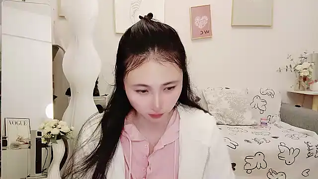 yuyan3929 online show from December 17, 2025, 1:33 am