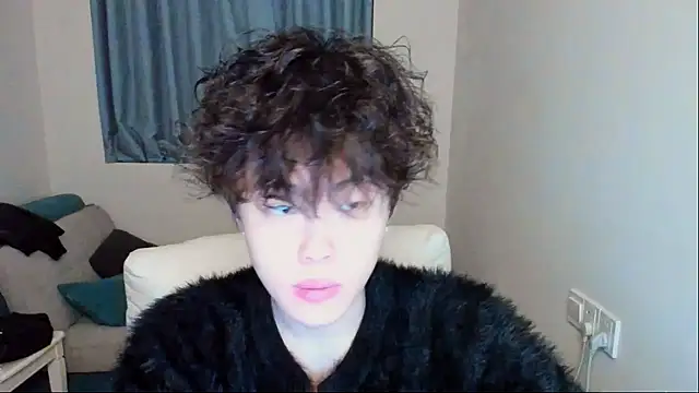 L1kuto online show from November 24, 2025, 11:54 am