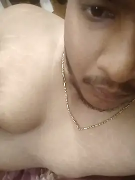 niiksvinz online show from March 18, 2026, 5:21 am