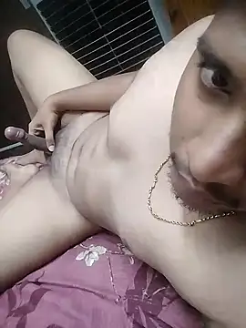 niiksvinz online show from April 14, 2026, 6:03 pm