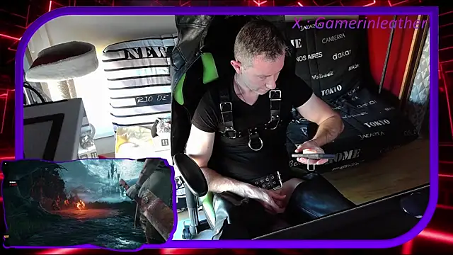 Gamerinleather online show from November 11, 2025, 2:06 pm