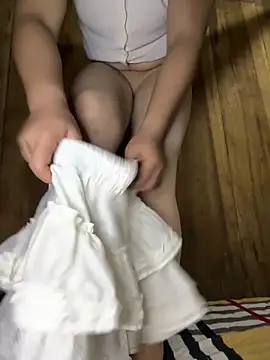 love pusy09 online show from April 2, 2026, 1:47 am