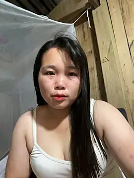 Snapshot of love_pusy09 chatting on April 21, 2026, 1:28 pm love pusy09 online show from April 21, 2026, 1:28 pm