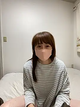 Snapshot of HONMONOHUUHU chatting on December 4, 2025, 3:54 pm HONMONOHUUHU online show from December 4, 2025, 3:54 pm