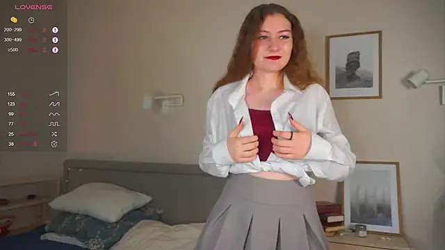 Snapshot of MegganKinson chatting on November 17, 2025, 5:13 am MegganKinson online show from November 17, 2025, 5:13 am