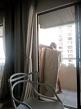 DESIRIE0609 online show from February 5, 2026, 5:50 pm