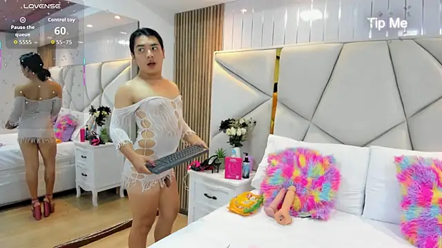 SweetKata  online show from December 22, 2025, 12:57 pm