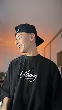 Sebastian Reed online show from March 4, 2026, 5:13 am