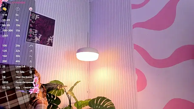 lexirouge   online show from January 14, 2026, 8:36 pm