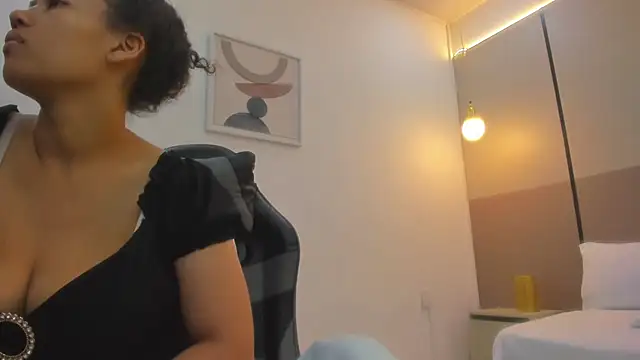 Snapshot of agata18_ chatting on July 22, 2026, 7:27 pm agata18 online show from July 22, 2026, 7:27 pm