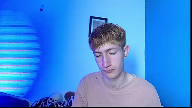 Erick Taylor3 online show from April 3, 2026, 7:56 pm