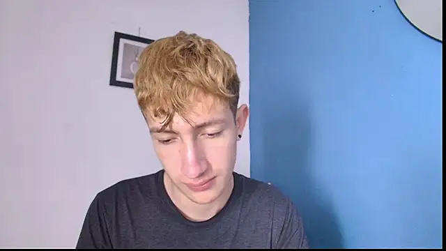 Erick Taylor3 online show from April 23, 2026, 7:38 pm