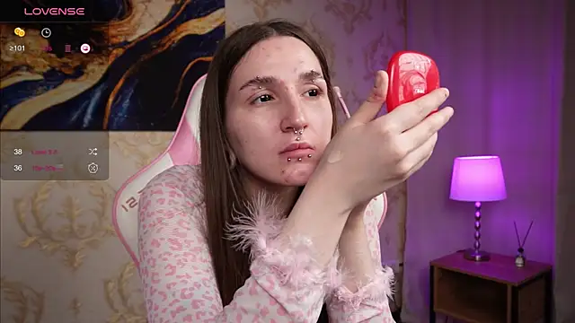 Snapshot of Wilder_Wein chatting on October 31, 2025, 6:25 am Wilder Wein online show from October 31, 2025, 6:25 am