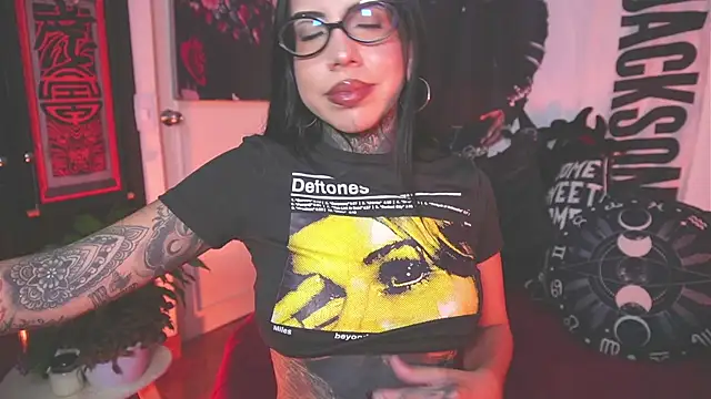 Dalia Vorhees online show from April 20, 2026, 1:41 am