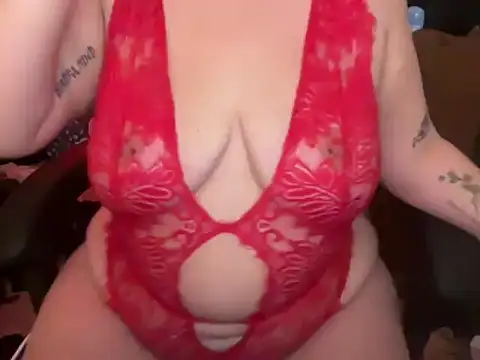 sleepyangel222 online show from October 27, 2025, 9:41 pm