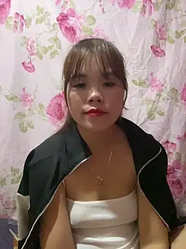 nachi-baby online show from November 3, 2025, 2:18 pm