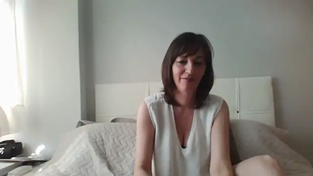 Snapshot of ArianaStarr chatting on April 7, 2026, 7:20 am ArianaStarr online show from April 7, 2026, 7:20 am