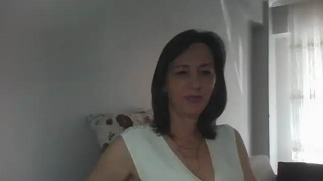 Snapshot of ArianaStarr chatting on April 27, 2026, 7:06 am ArianaStarr online show from April 27, 2026, 7:06 am