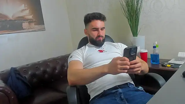 MicahLane online show from October 26, 2025, 5:46 am