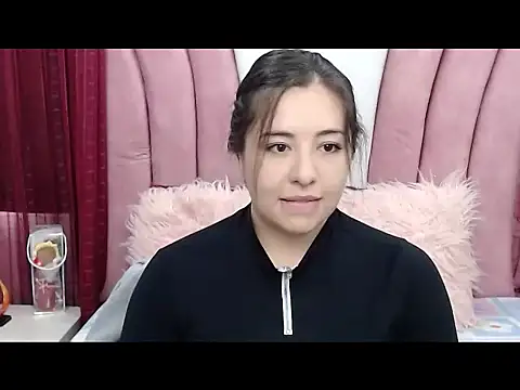 Snapshot of SantaRameriz chatting on June 16, 2026, 5:15 pm SantaRameriz online show from June 16, 2026, 5:15 pm