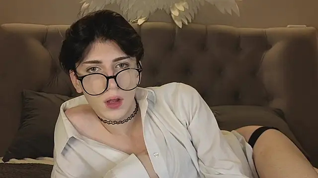 Oliver star boy  online show from January 7, 2026, 3:14 pm