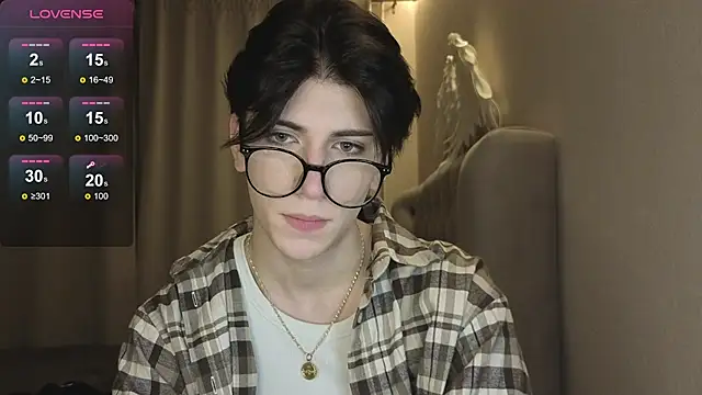 Oliver star boy  online show from January 18, 2026, 5:17 pm