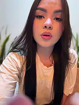 amber white15 online show from November 19, 2025, 1:49 am