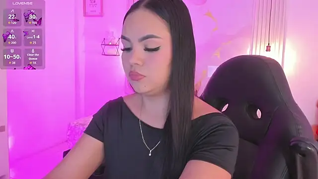 amber white15 online show from March 26, 2026, 3:23 am