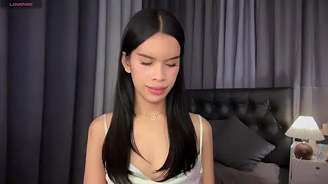 Candicemeow online show from June 9, 2026, 5:24 pm
