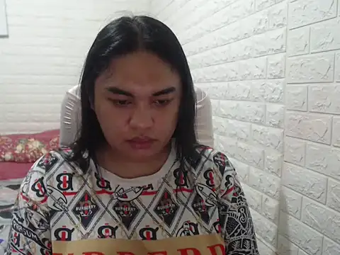 EmpressArci online show from October 21, 2025, 12:28 pm