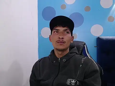 SavageLover  online show from January 12, 2026, 9:31 pm