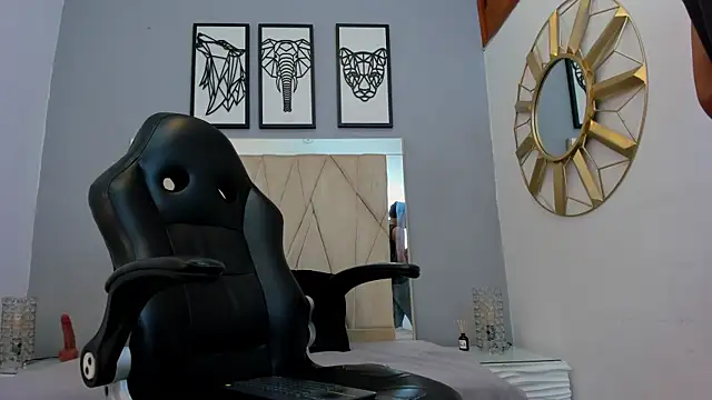 adams bobby online show from November 26, 2025, 2:29 pm