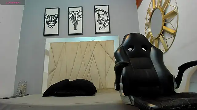 adams bobby online show from April 18, 2026, 7:07 pm